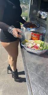 Después de muchos cuidados, de más de un año, finalmente me. La Frontera 664 Claudia Lopez La Lonchera Mexicana Facebook