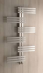 Radiateur Seche Serviettes Rado Avec Design Attirant Par Des Tubes Rectangulaires Version Mi Salle De Bain Equipement Salle De Bain Seche Serviette Electrique