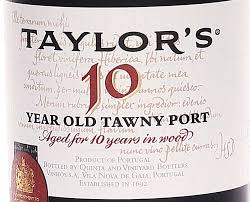 Buy the taylor's tawny 10 years portwein now and enjoy portugal feeling soon! Taylor S Port 10 Year Old Tawny Spitzen Portwein Aus Einem Der Renommiertesten Portwein Hauser Der Welt