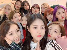 Kpop loona wallpapers hd new tab. 190210 Fan Cafe Update Ot12 Loona