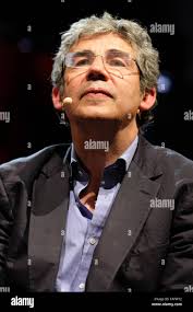 Nott hi-res stock photography and images