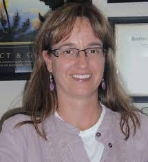 Jennifer Perrone's Instagram, Twitter & Facebook