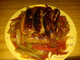 Salsiccia con zucchine e peperoni. Salsiccia Dolce Con Peperoni E Cipolle Sweet Italian Sausage With Peppers And Onions One Chap S Pantry