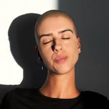 Hi! I'm a healer and a do shadow oracle card readings. 💙