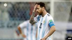 L'ancien latéral des bleus, bacary sagna, est revenu sur ses aventures au sein de l'équipe de france. La Ridicule Argentine Moquee Dans La Presse Sportive Mondiale