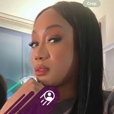 What are some recommendations for a 7-7.5 ft full looking Christmas tree  with lights?