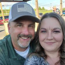 Best containers for traveling with cupcakes safely