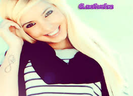 Laura de la Torre❤ (@LauraTorreFans)