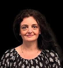 Lucia Delaney's Instagram, Twitter & Facebook