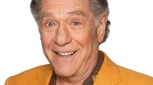 Beloved sitcom star dies after heart surgery