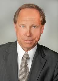 Christian Herold's Instagram, Twitter & Facebook