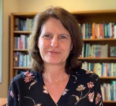 Catherine Travis's Instagram, Twitter & Facebook