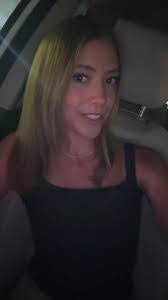 Danielle Berkowitz's Instagram, Twitter & Facebook