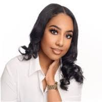 Alexis Craven's Instagram, Twitter & Facebook