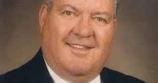 Gwendolyn Hendrickson's Instagram, Twitter & Facebook