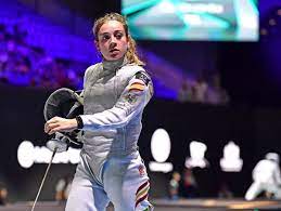 Para la práctica de la esgrima olímpica se utilizan tres armas: La Federacion Espanola De Esgrima Avisa Que La Clasificacion Olimpica De Sus Tiradores Esta En El Aire