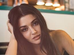 686 likes · 8 talking about this. Inikah Wanita Tercantik Dunia Di 2019
