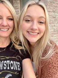 Pamela Mcvey's Instagram, Twitter & Facebook