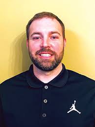 Ashville alumnus looking to put boys basketball back