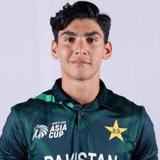 دا هلک فهیم الحق نومیږي. د پې اېس اېل په روانه بولي کې چا وانخېسته، خفه  کیږي دې نه مونږ په شپږېزه کې ټیم اخلو هلته به یې کفتان کړو ماشاءالله اخلاق