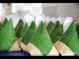 Menurut bbc, nasi lemak yang berarti nasi berlemak dalam bahasa melayu adalah nasi yang dimasak dengan campuran santan dan dipadu dengan beberapa pelengkap lauk. Cara Kilat Bungkus Nasi Youtube