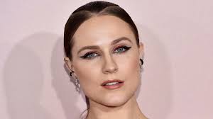 Esme bianco was born in st. Game Of Thrones Esme Bianco Accuses Monster Marilyn Manson Of Abuse