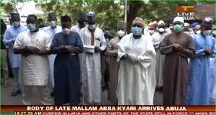 Some of the persons who saw pictures of kyari at the burial. Covid 19 Abba Kyari Buried In Abuja Photos