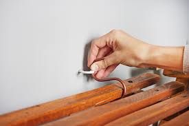 Wir zeigen ihnen, wie sie eine komplette garderobe inklusive garderobenbank selber bauen. Originelle Idee Garderobe Aus Holzschlitten Einfach Selber Bauen Mein Eigenheim