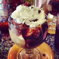 Brownie Sundae Beaches And Cream Disney S Beach Club Florida Beaches And Cream Disney Disney World Food Brownie Sundae
