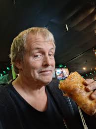 Cage restaurant review in Huntingdon Valley