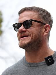 Dan Reynolds durante el Gran Premio de Shanghái en el Paddock de la F1 💗  #formula1 #shanghai #DanReynolds #ImagineDragons