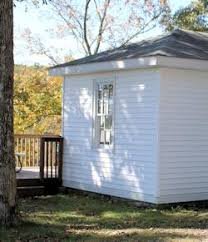 Holiday hills resort is located on lake barkley and features campsites, cabins, and townhouses. Kentucky Lake Cabin Cottage Rentals Kentuckylakerentals Com