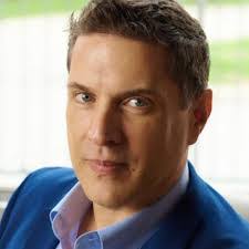 Mike Touhey's Instagram, Twitter & Facebook