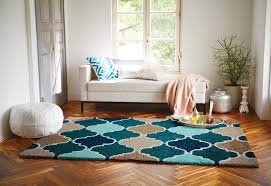 透き通るような深いブルーとランタン型のモロッカン柄ラグ resort タイル 模様替え インテリアアイデア モロッカン