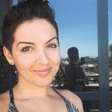 Adele Gillis's Instagram, Twitter & Facebook