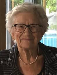 Mme Gisèle Sauvé Daoust