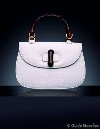 Gucci bags, all guaranteed authentic and majorly on sale. Le Sac Bamboo Photo By Guido Mocafico Gucci 90 Ans De Luxe Italien Elle