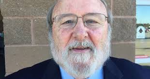 Retired director oversaw Academic Decathlon's growth