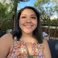 Jackie Lara (jackielara2000)