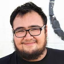 Derek Shipman's Instagram, Twitter & Facebook