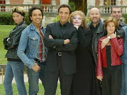 Les profs est une série de bande dessinée humoristique scénarisée par erroc (gilles corre) et sti, dessinée par pica (pierre tranchand), mauricet et simon léturgie et colorisée par jacqueline guénard. Photos Star Academy Que Deviennent Les Anciens Professe Tele Star