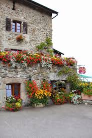 In High Demand Paris Versailles And Yvoire Outdoor Inspirations Beautiful Places Window Box Flowers