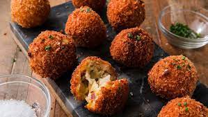 Fried Mashed Potato Balls Thanksgiving Dinner Recipe Stuffed Potato Balls Fried Mashed Potato Balls Fried Mashed Potatoes