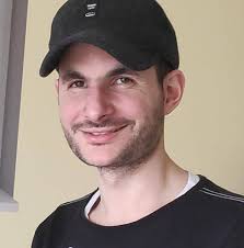 Multitasking musician makes mayhem/miracles much more maybe??