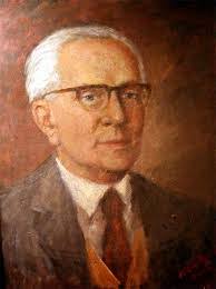 Edith Mohr's Instagram, Twitter & Facebook