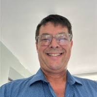 1600+ perfiles de «Canabal»