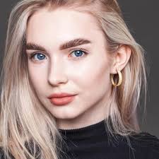 Amazon.com: SANDRA REDD Gold Hoop Earrings 14K Gold Earrings for Women V  Shaped Cubic Zirconia Inlay Thick Earring for Womens Earring 30mm:  Clothing, ...