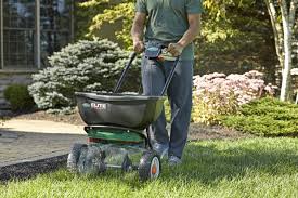 Lawn Fertilizer Faqs