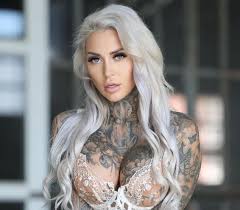 Her Hidden Gems - Revealing Her Secrets