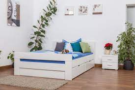 Rauch möbel flexx bett stauraumbett in weiß mit 3 schubkästen als zusätzlichen stauraum liegefläche 140 x 200 cm gesamtmaße bett bxhxt. Weisses Buche Bett Mit Schubladen 140 X 200 Cm Weiss Massiv Hohe Cm 95 Lange Tiefe Cm 208 Breite Cm 146 Matratzenmasse B X L Cm 140 X 200 Massivholz Material Holz Weisses